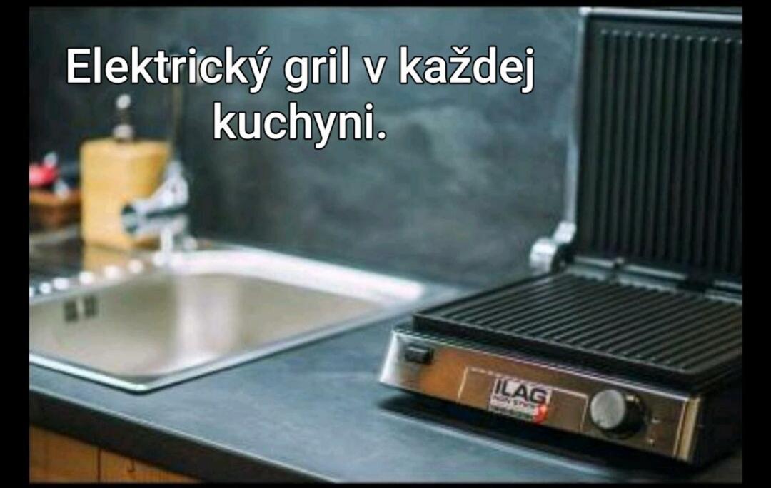 Apartmany Centro & Jacuzzi Пиещани Екстериор снимка