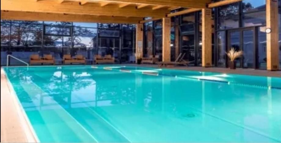 Apartmany Centro & Jacuzzi Пиещани Екстериор снимка